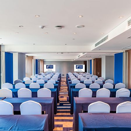 Holiday Inn Express Shanghai Baoyang By Ihg Exterior foto