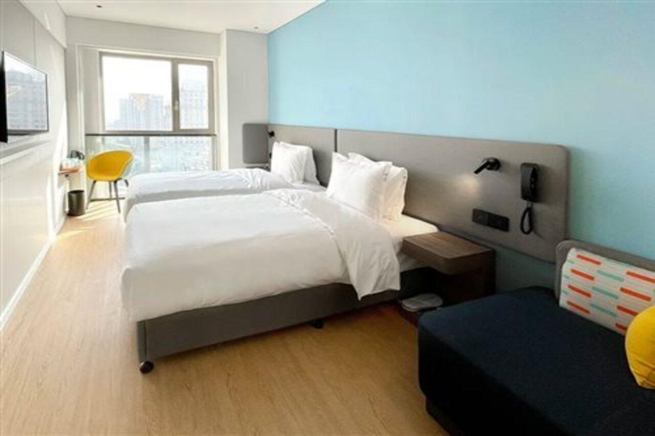 Holiday Inn Express Shanghai Baoyang By Ihg Exterior foto